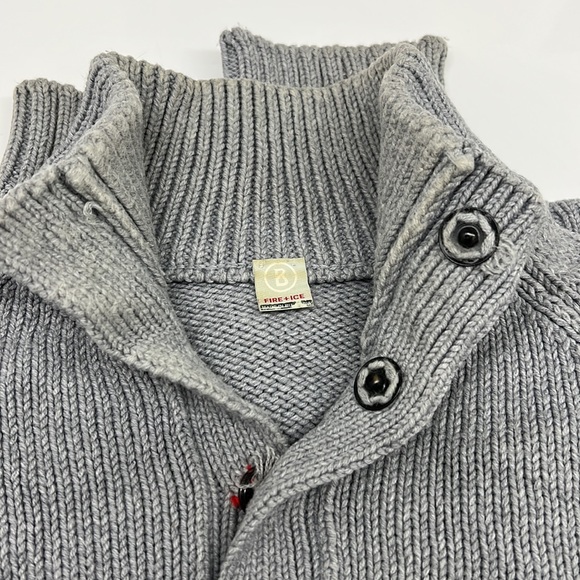 Authentic Fire + Ice Grey Sweater- Size Medium - Picture 2 of 6